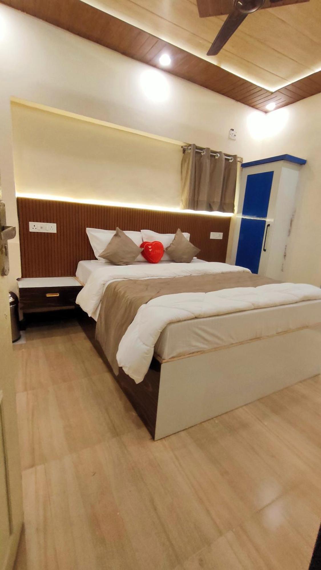 Hotel Sri Krishna Residency Varanasi Exterior foto
