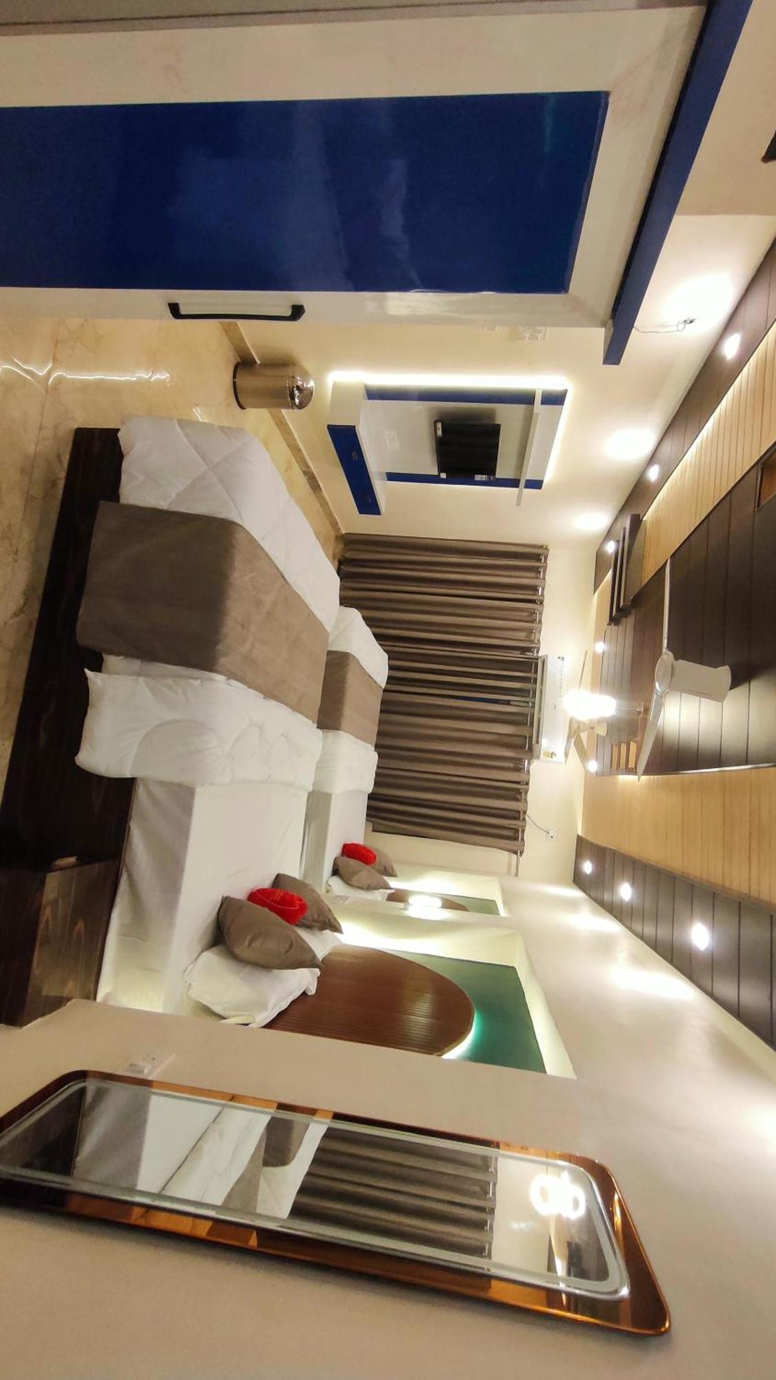 Hotel Sri Krishna Residency Varanasi Exterior foto