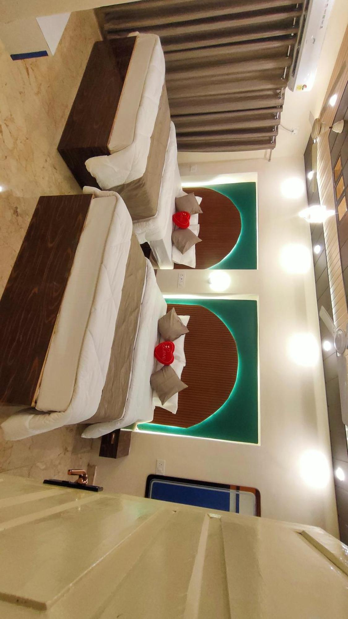 Hotel Sri Krishna Residency Varanasi Exterior foto