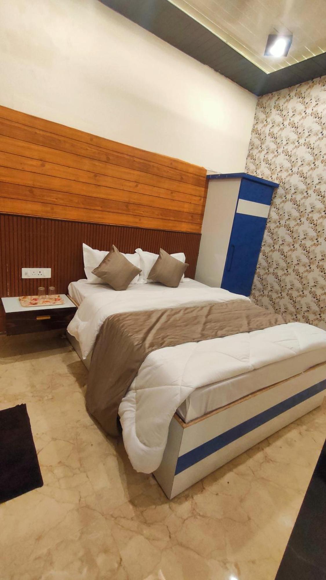Hotel Sri Krishna Residency Varanasi Exterior foto